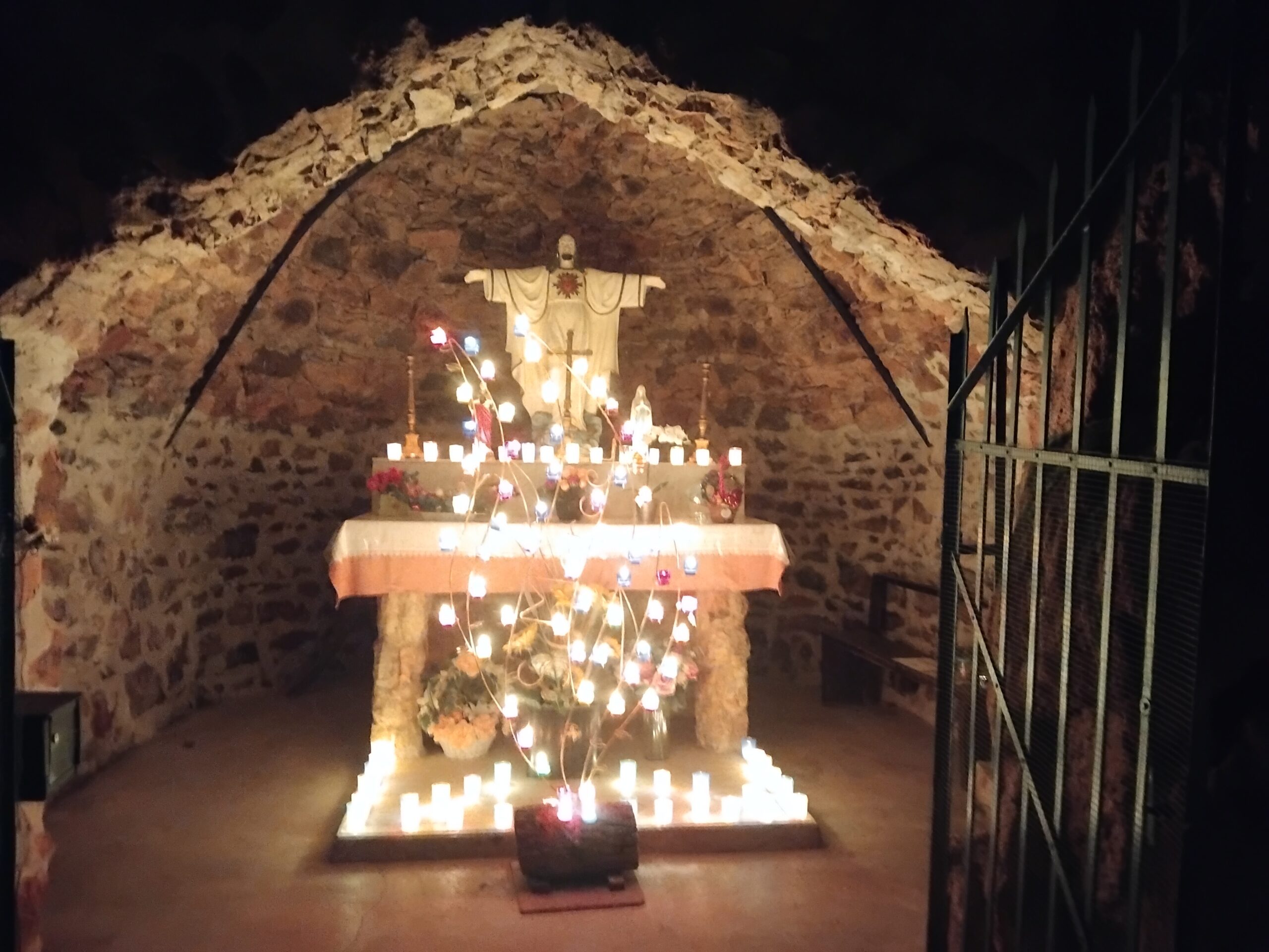 2025.GROTTE DE FELINES ILLUMINATIONS